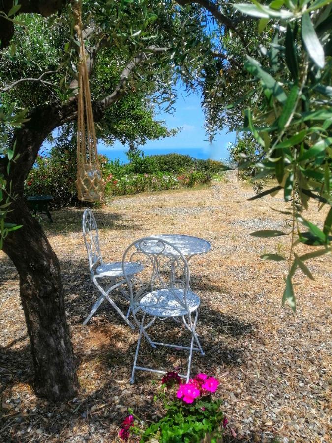 Una Finestra Sul Mare ロッカ・インペリアーレ エクステリア 写真